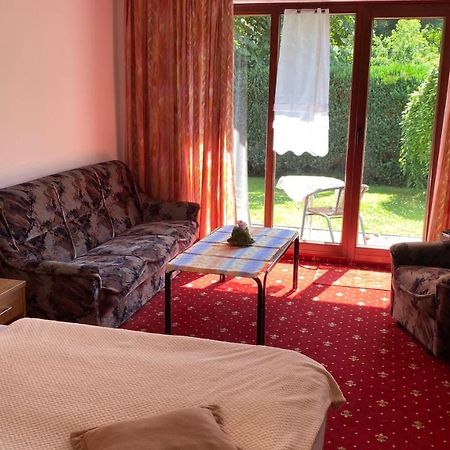 Hotel Pension Brilke Negast Steinhagen  Exterior photo